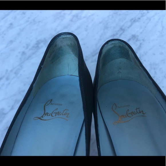 Christian Louboutin Very Prive Black Satin Pumps - Picture 4 of 15